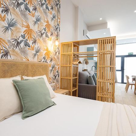 Florit Flats - The Trafalgar Apartments I Valencia Exteriör bild