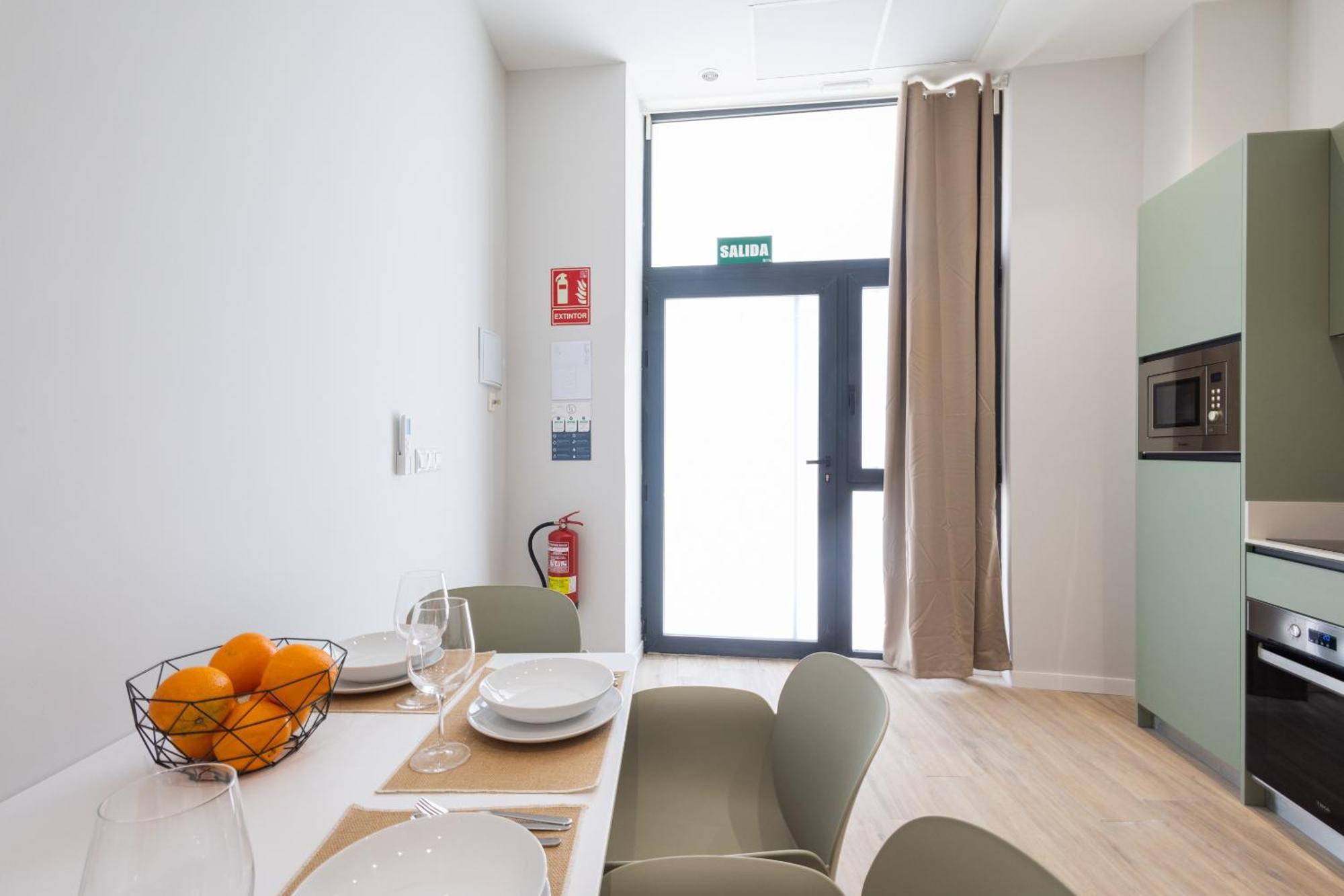Florit Flats - The Trafalgar Apartments I Valencia Exteriör bild